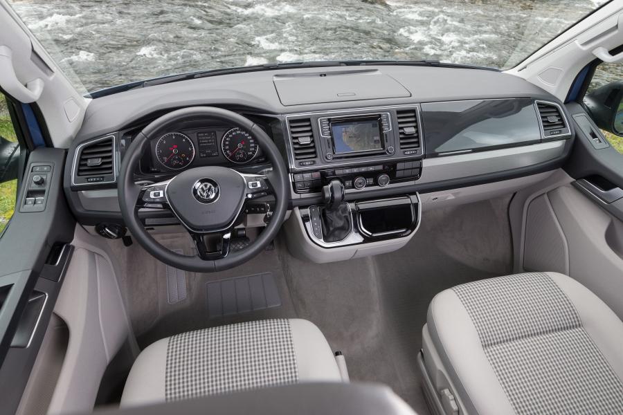 Торпедо Volkswagen California Coast (T6) 2015 года  (WW) (фото 7 из 9)